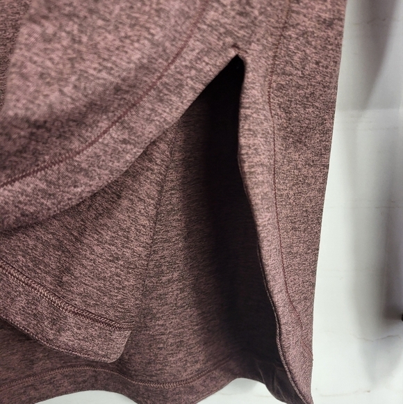 Athleta Hiking Outdoors UPF 50+ Uptempo Hoodie Sweatshirt Antique Burgundy M - Picture 8 of 12